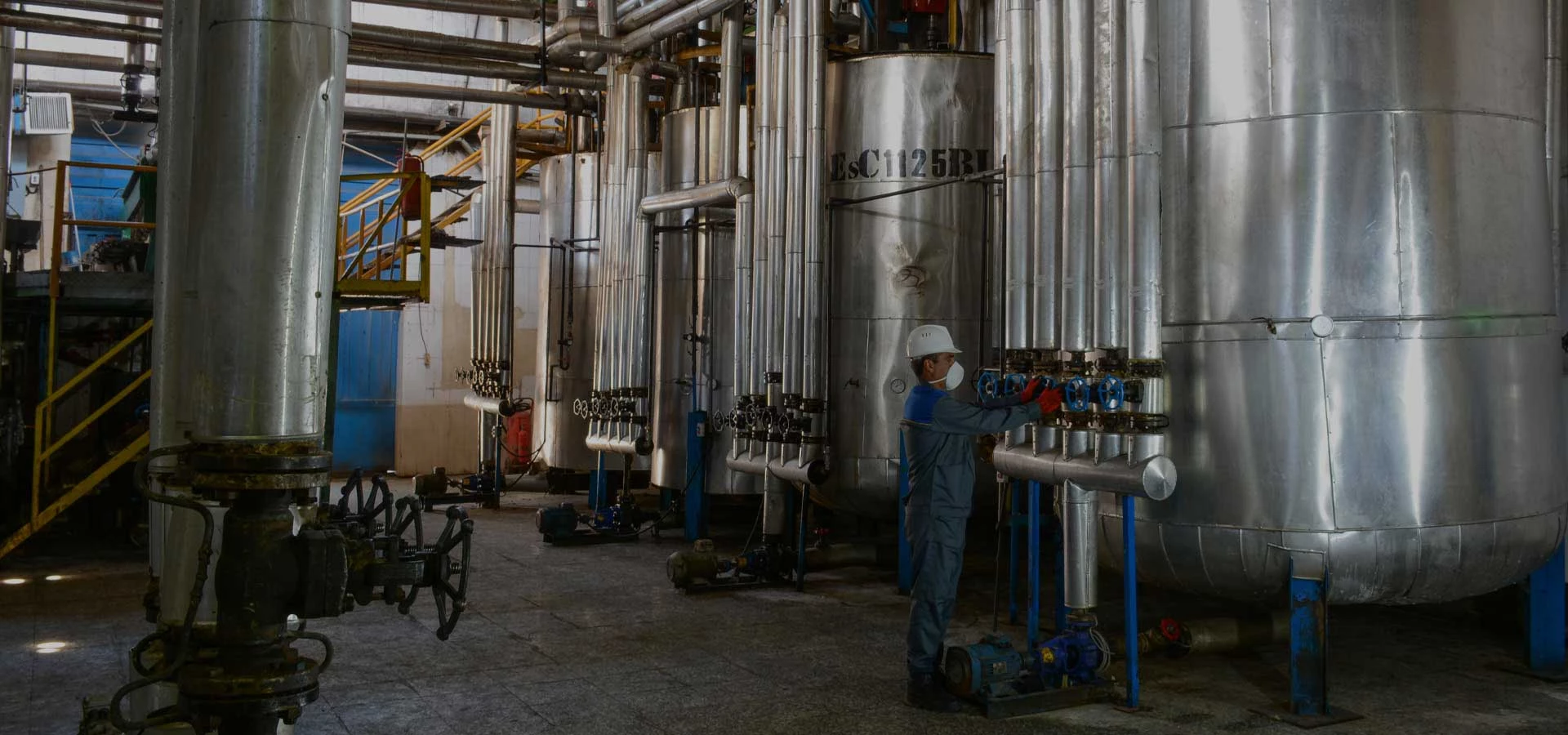 أكبر مجموعة لمصنعي الفازلين 