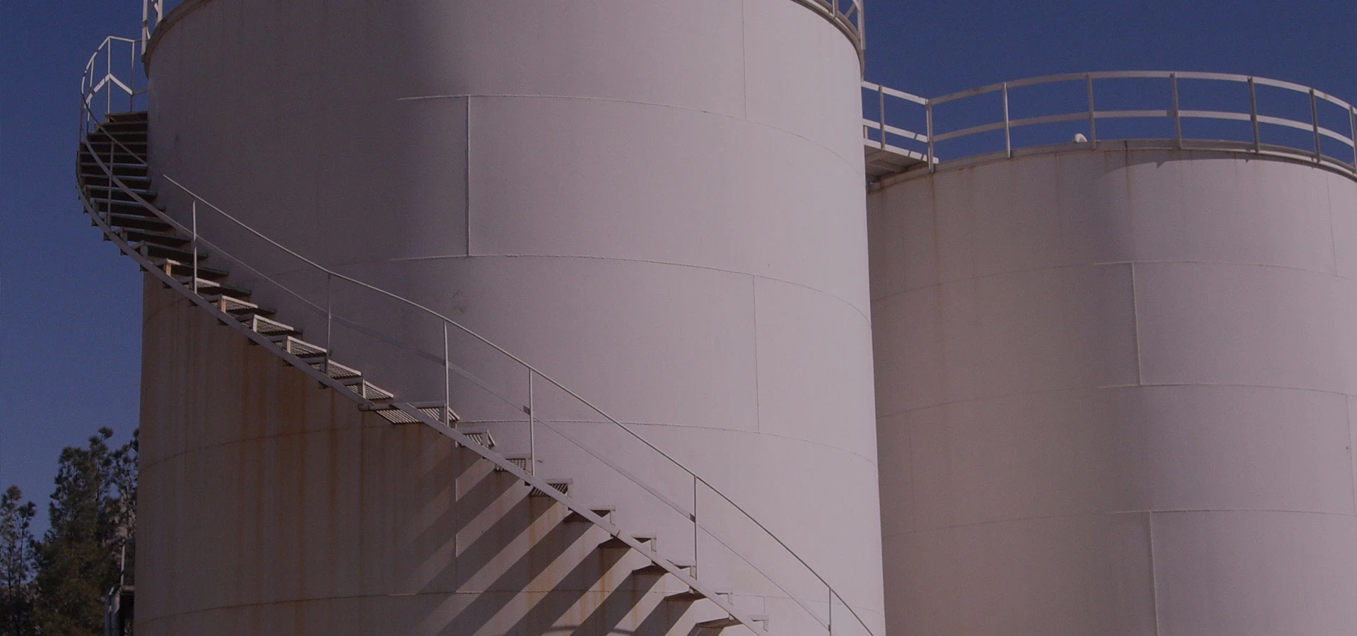 أكبر مجموعة لمصنعي الفازلين